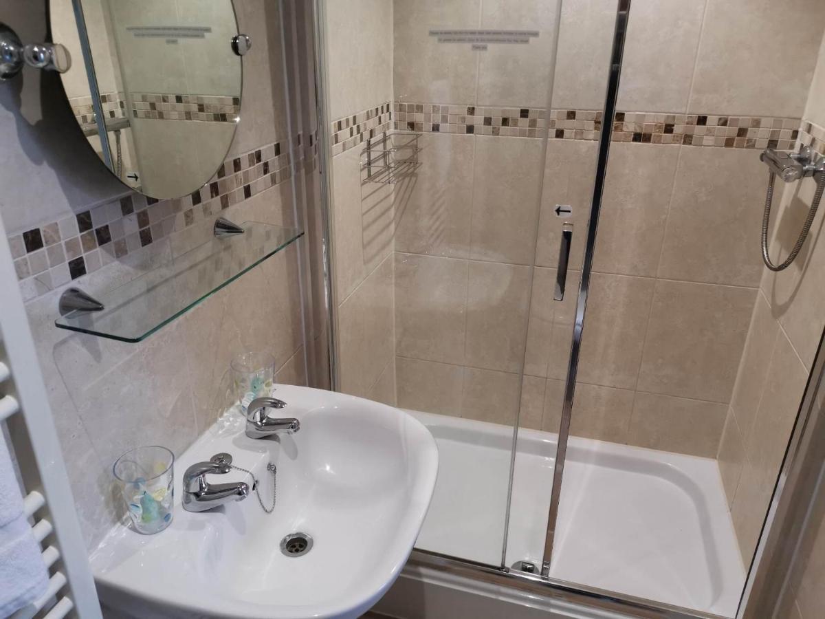 Llety Teifi Guest House Cardigan Eksteriør billede