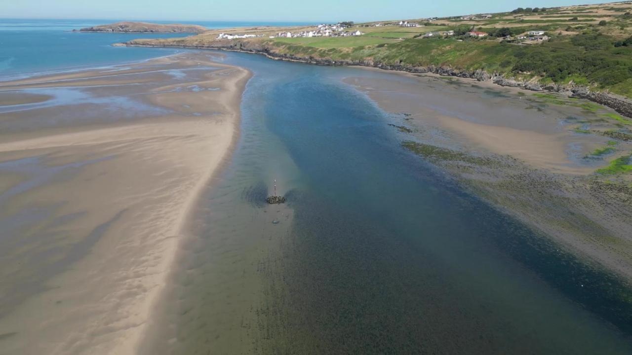 Llety Teifi Guest House Cardigan Eksteriør billede