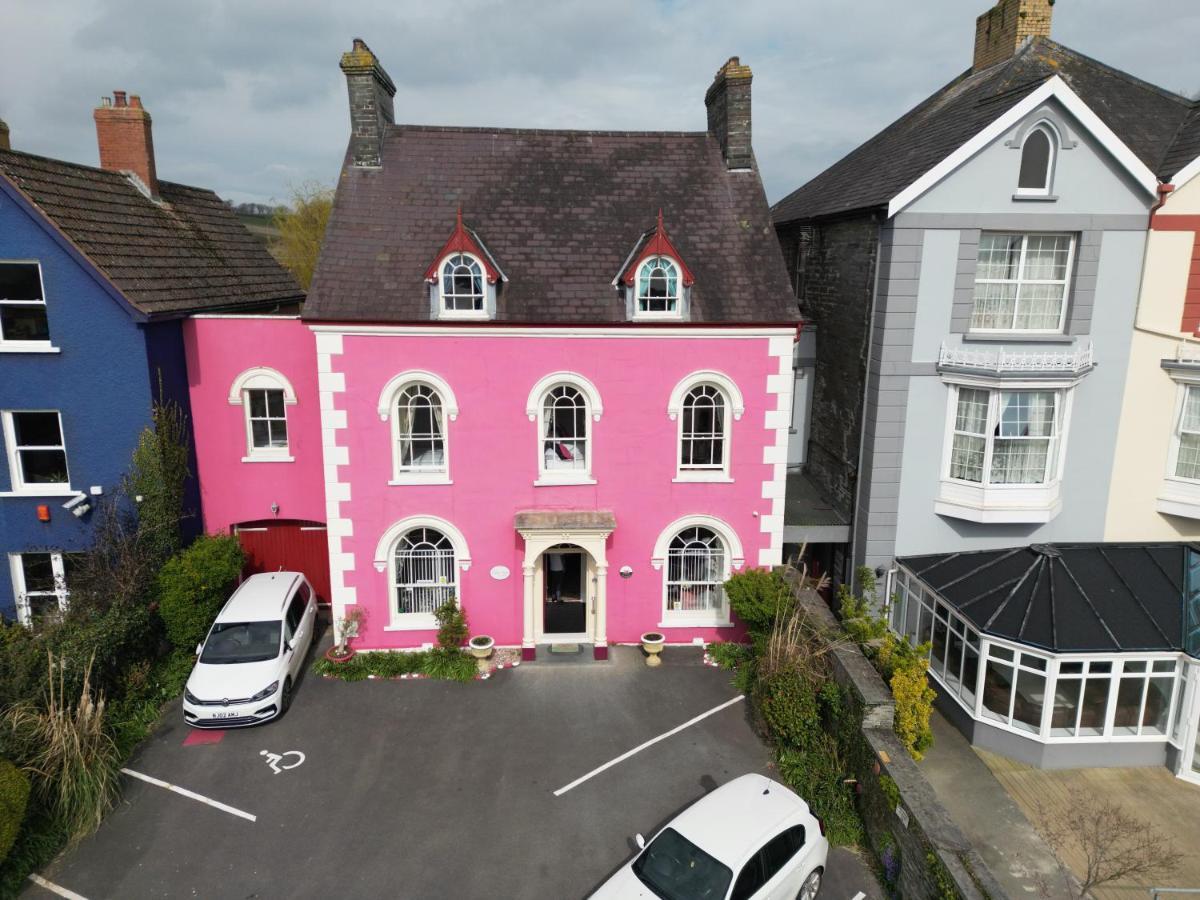 Llety Teifi Guest House Cardigan Eksteriør billede