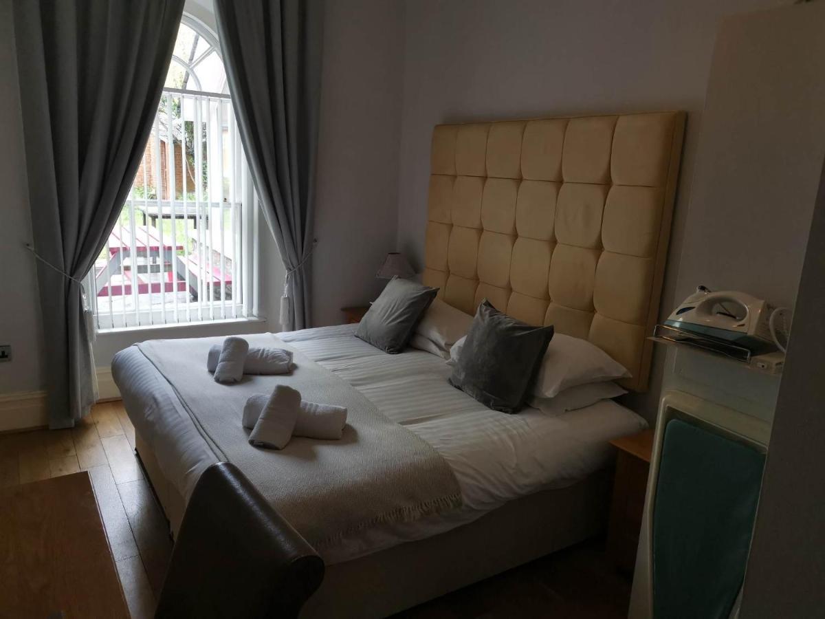 Llety Teifi Guest House Cardigan Eksteriør billede