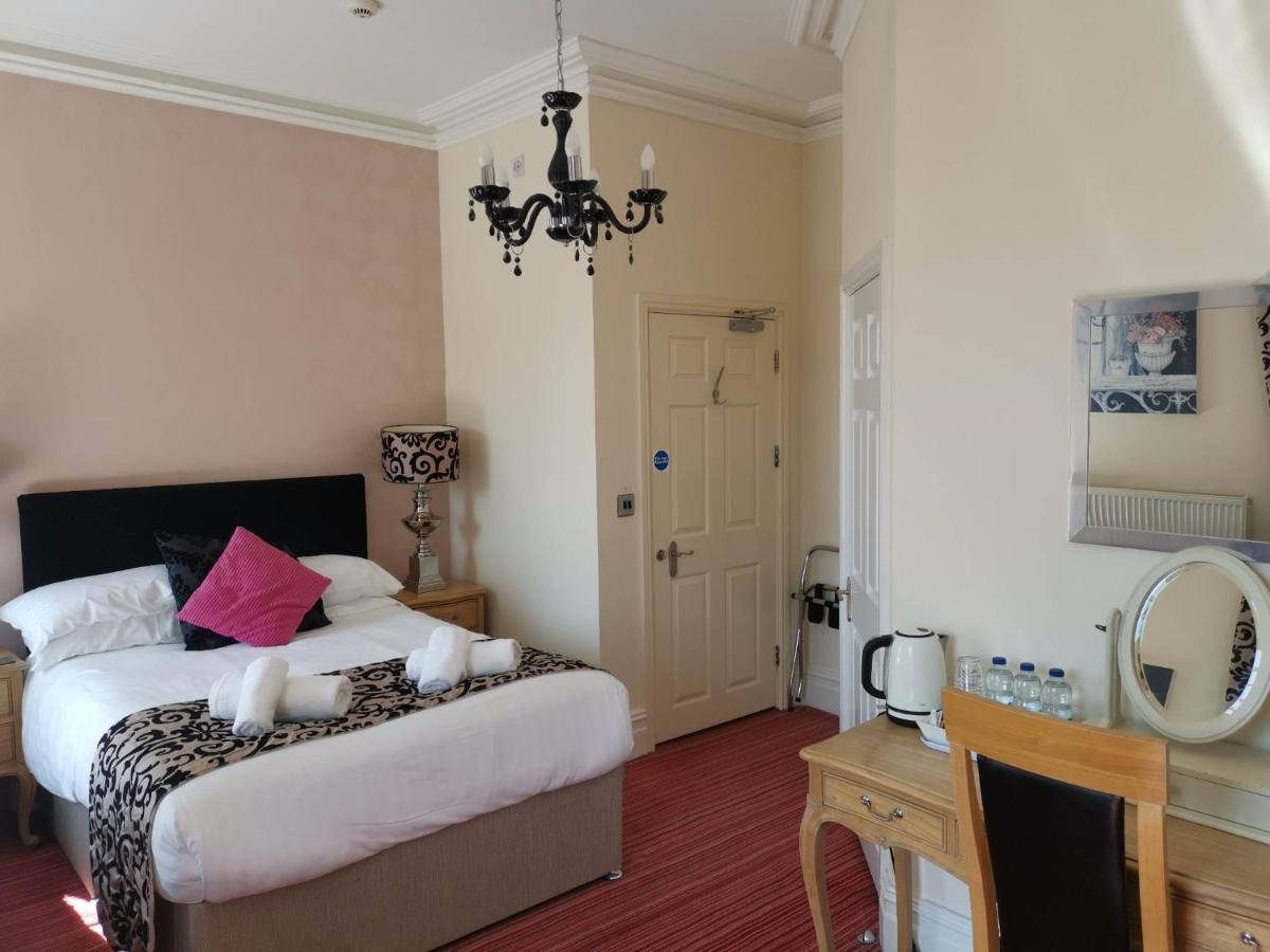 Llety Teifi Guest House Cardigan Eksteriør billede