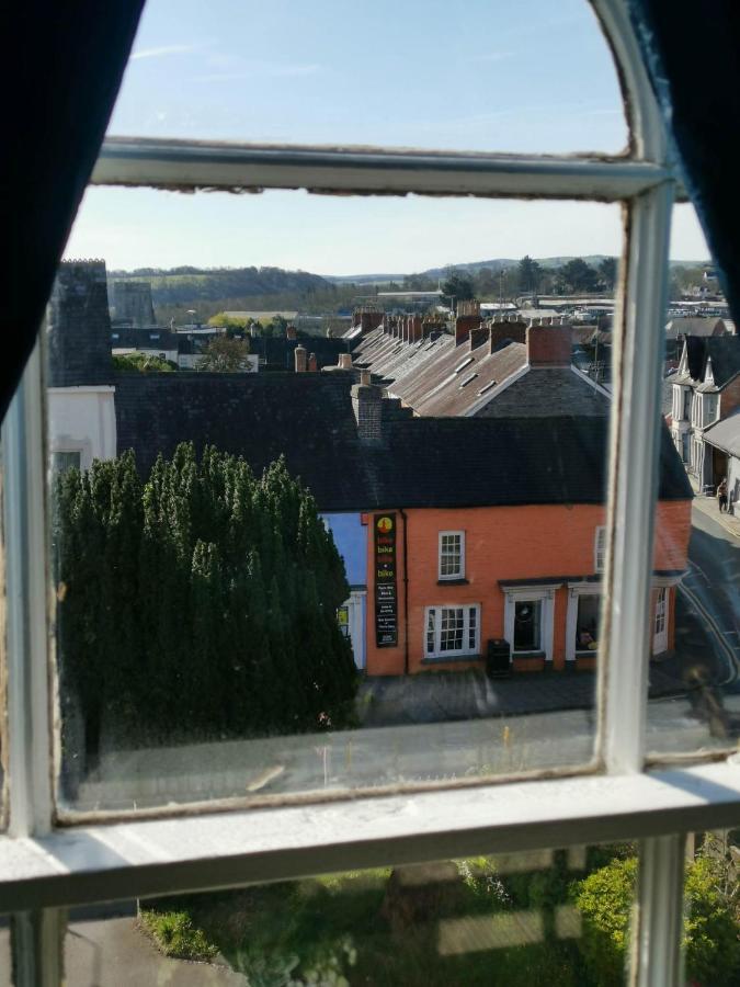 Llety Teifi Guest House Cardigan Eksteriør billede